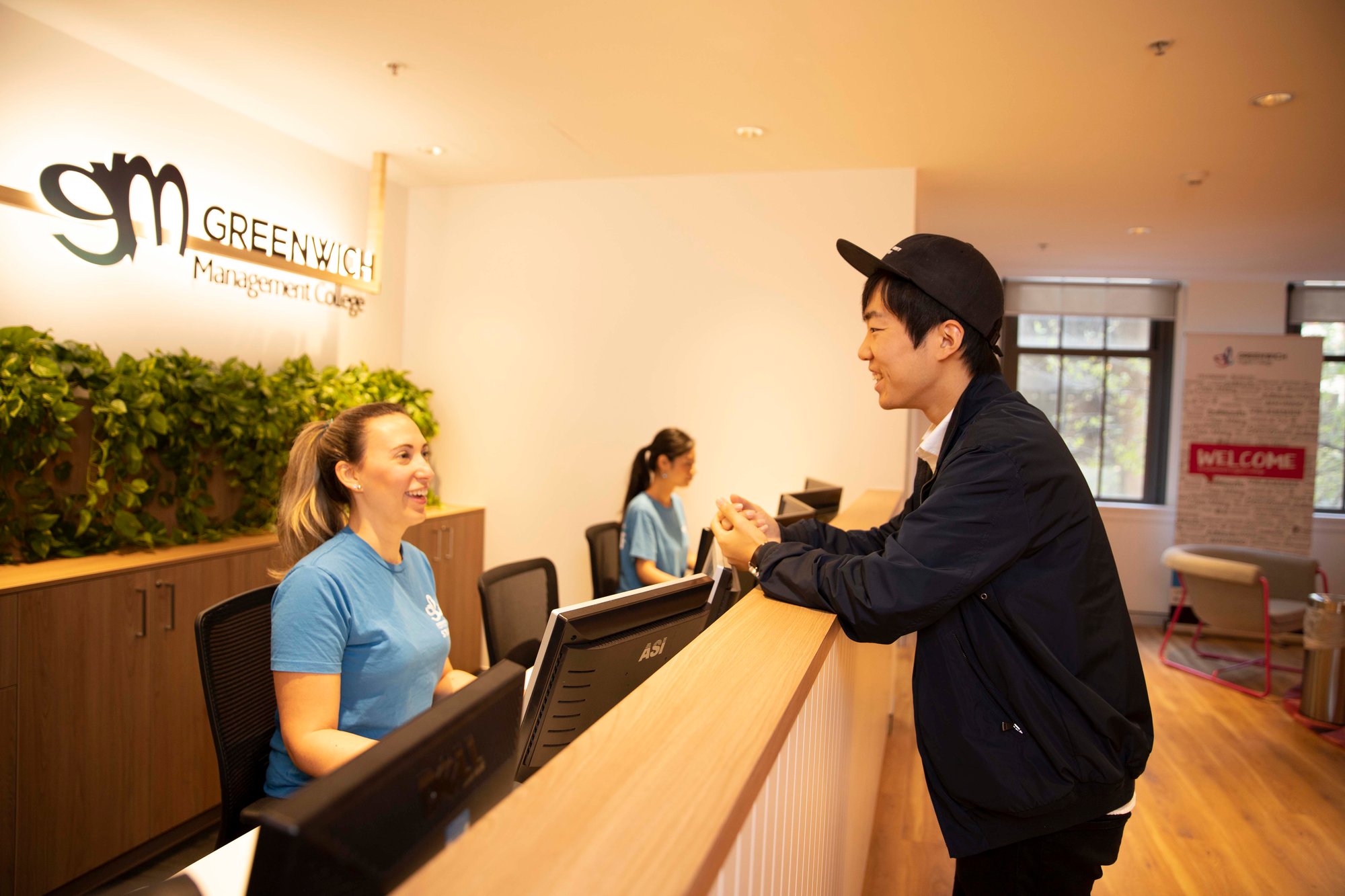 sydney-reception-student-service